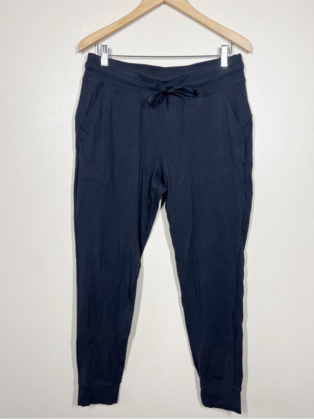 Lululemon Womens Ready To Rulu Jogger Pants 29" inseam black drawstring size 10